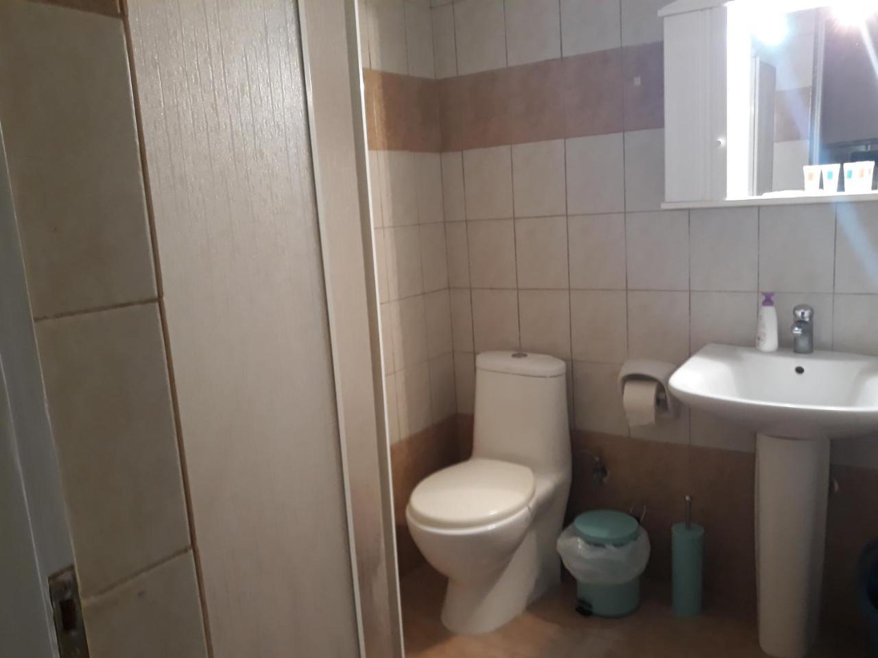 Cozy Apartment In The Center Of Aighion Achaia - Ground Floor - Ισόγειο Στουντιο Egio Exterior foto